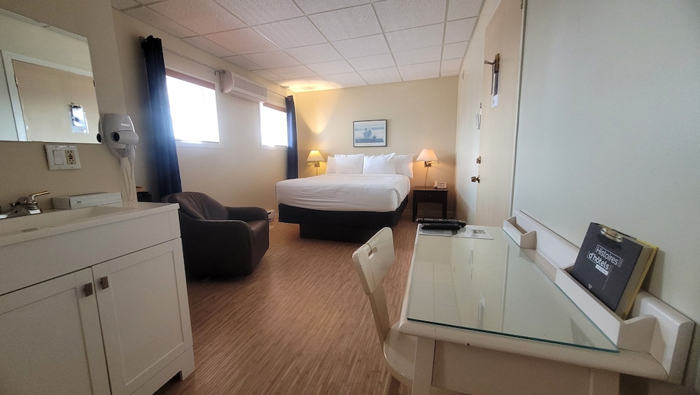 Comfort Room, 1 Queen Bed photo 3