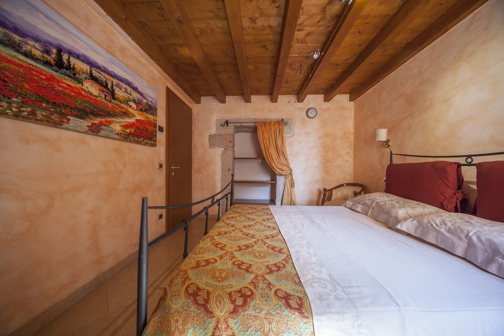 Apartment, 2 Bedrooms, Vineyard View