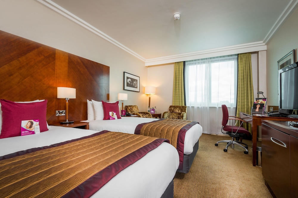 Standard Room, 2 Twin Beds - Photo 1