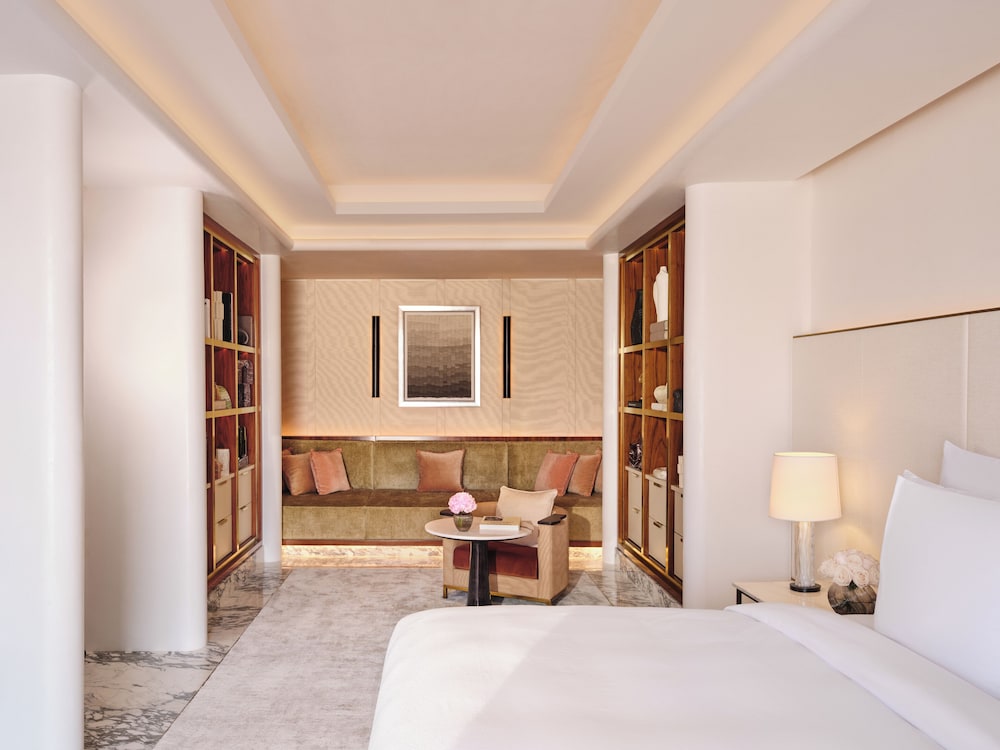 Royal Suite (The Marina) photo 2
