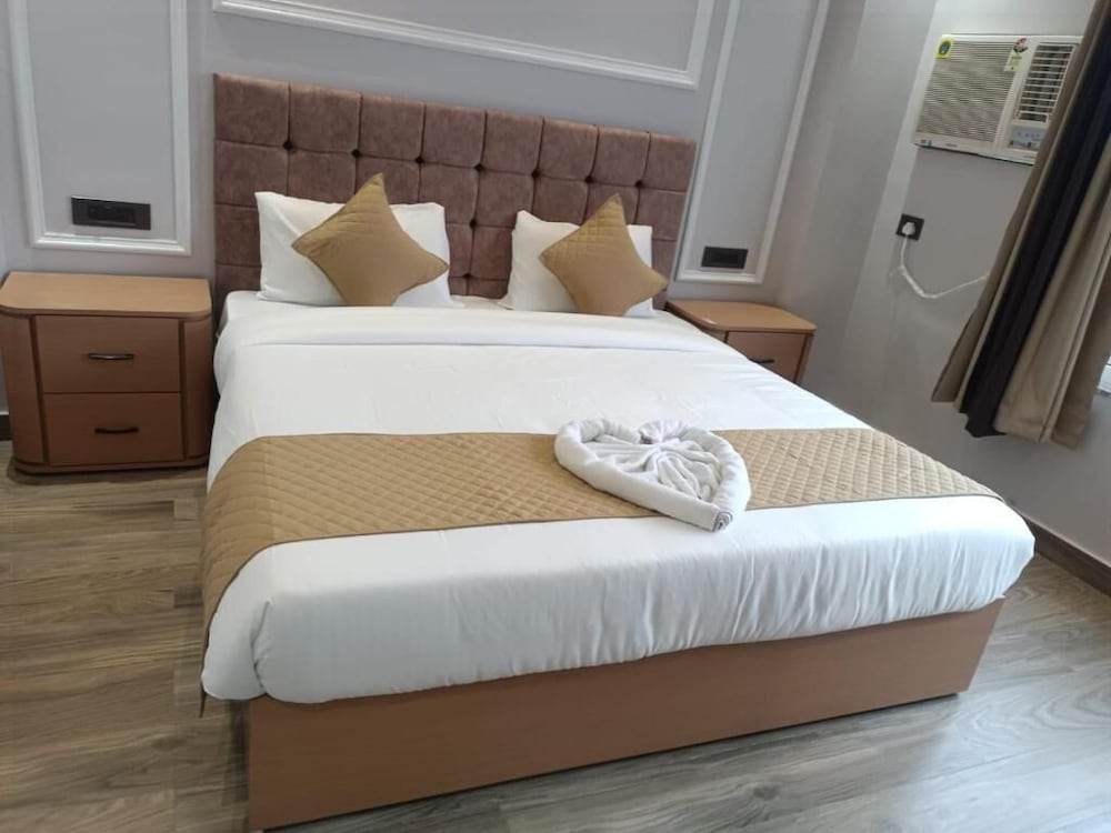 Double or Twin Room, City View