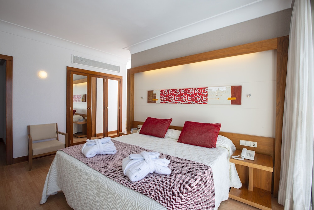 Junior Suite, Terrace (2 adults + 1 child) - Photo 4