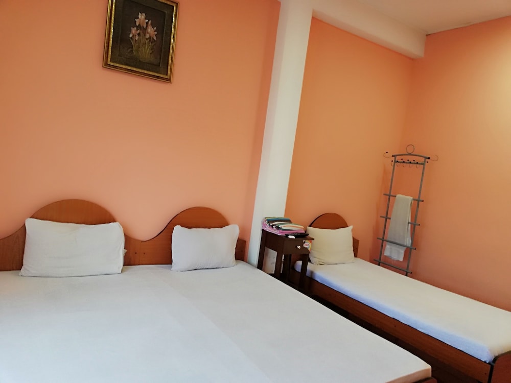 Standard Triple Room photo 1