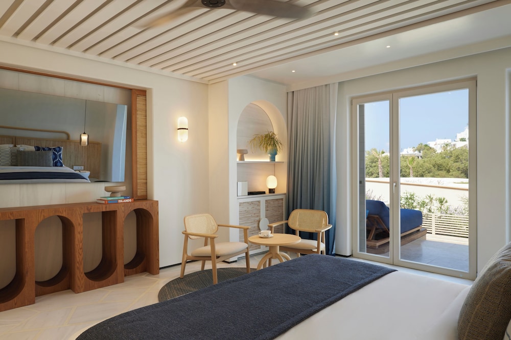 Executive Suite with Plunge Pool (Non Smoking) photo 3