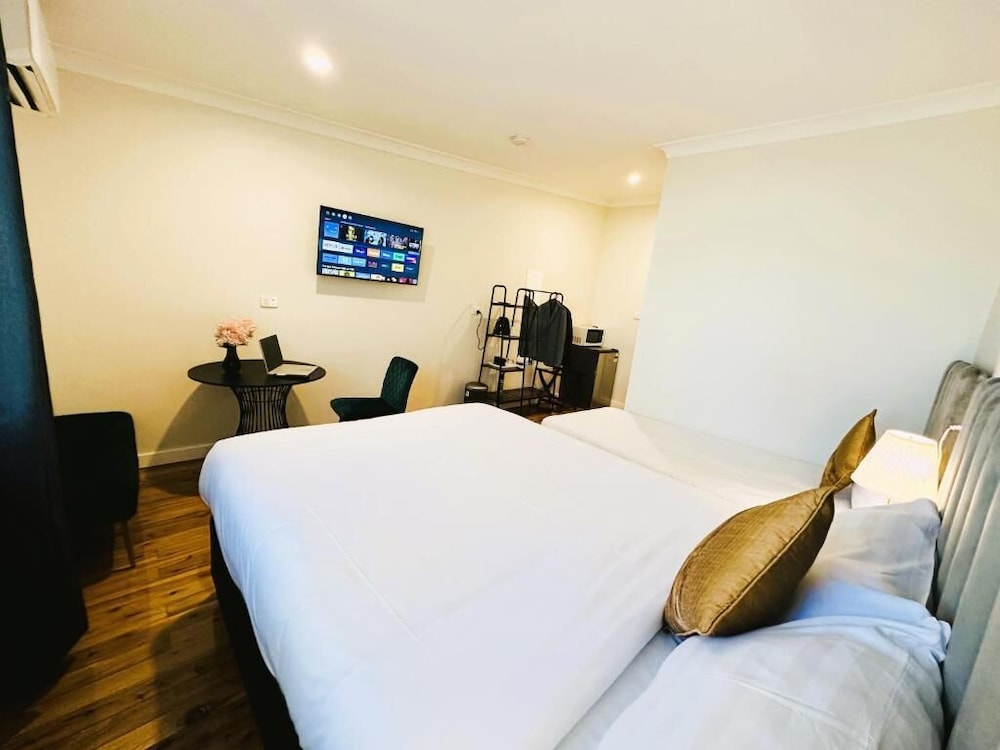 Executive Triple Room photo 3