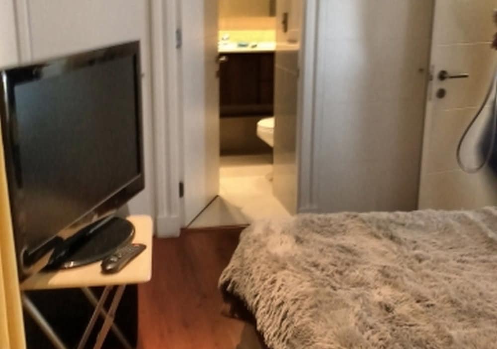 Apartment (2 Bedrooms)