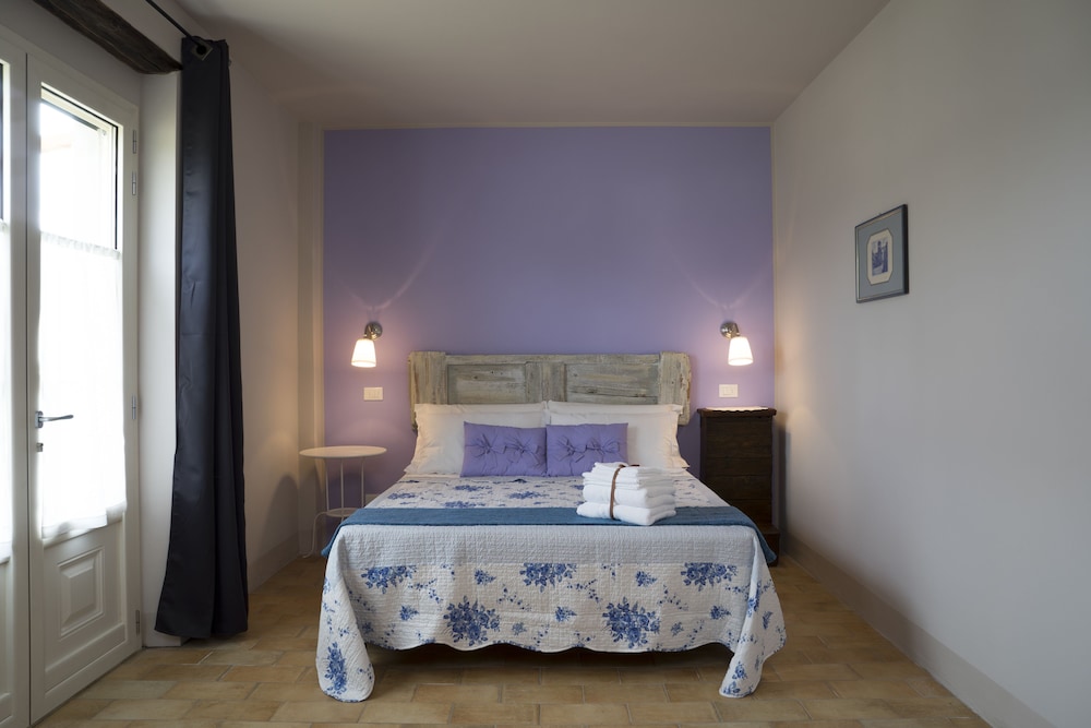 Deluxe Double Room, 1 Double Bed, Ensuite, Garden View