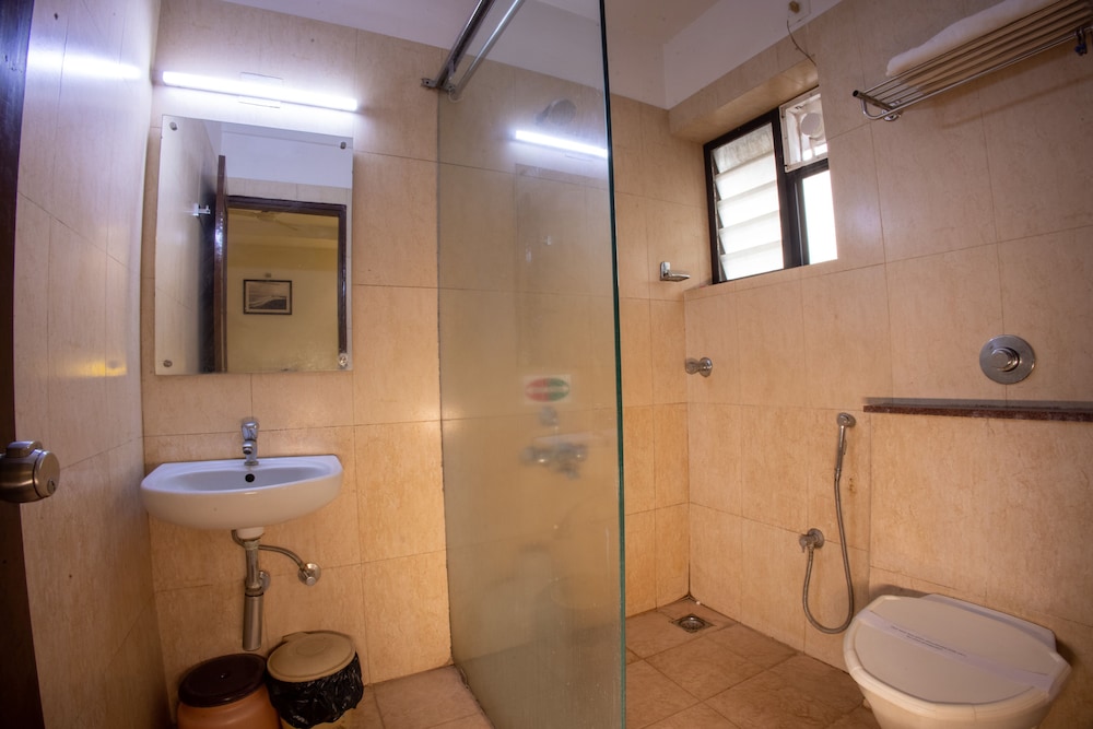 Superior A/C Rooms - Photo 4