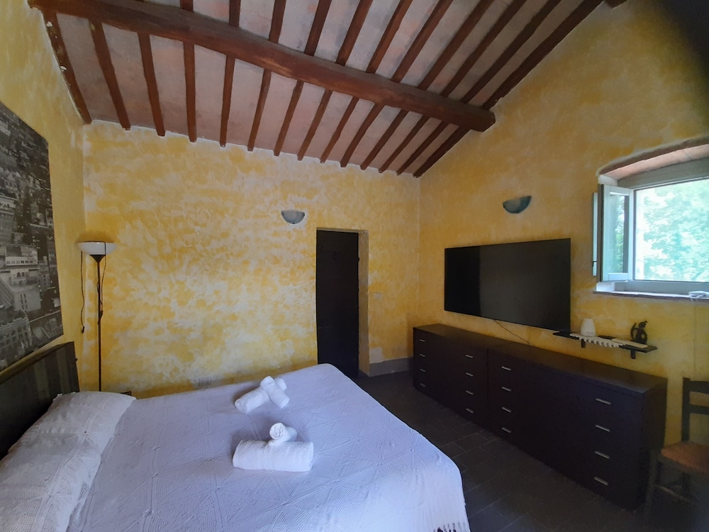 Basic Double Room photo 1