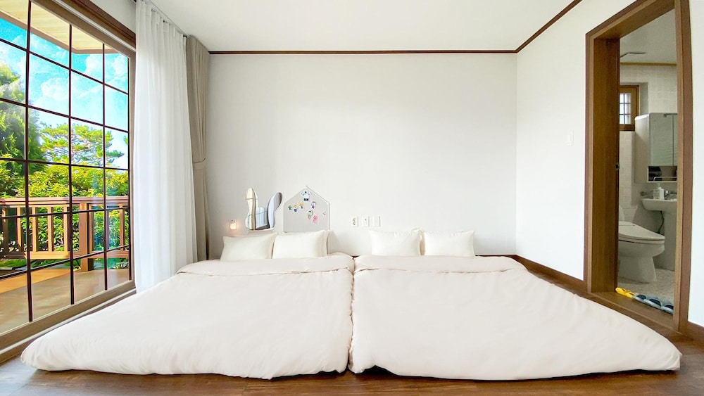 Basic Room, 1 Bedroom (Lemon - Kids room) - Photo 2