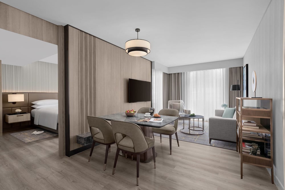 Premier Suite, 2 Bedrooms, City View photo 1
