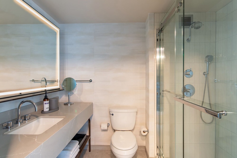 Room, 2 Queen Beds, Mountain View
