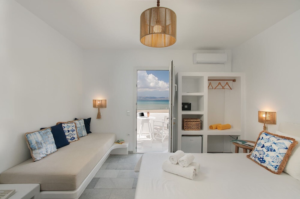Standard Triple Room, Balcony, Sea View (1st floor) photo 1