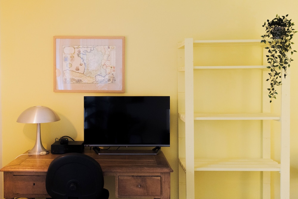 Superior Apartment, City View photo 3