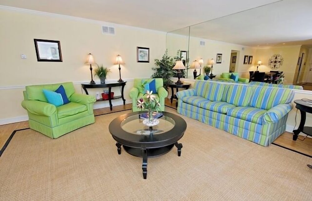Villa, Multiple Beds, Kitchen, Garden View (903 Cutter Court)