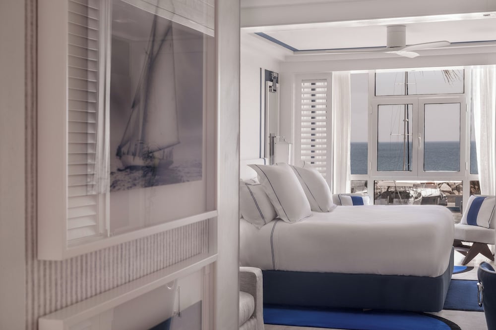 Deluxe Room, Sea View - Photo 3