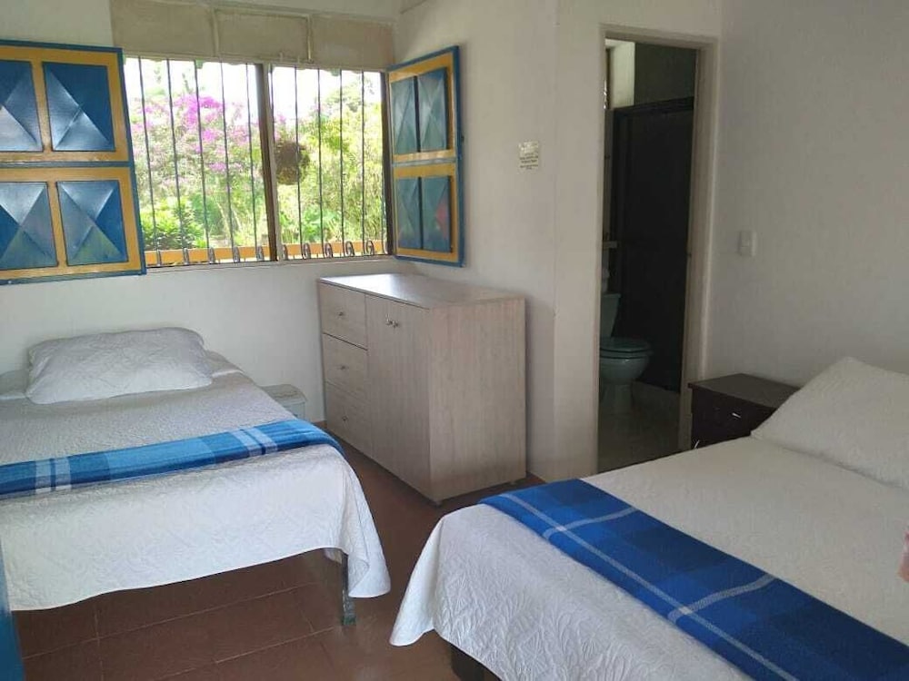 Family Triple Room, Garden View photo 3