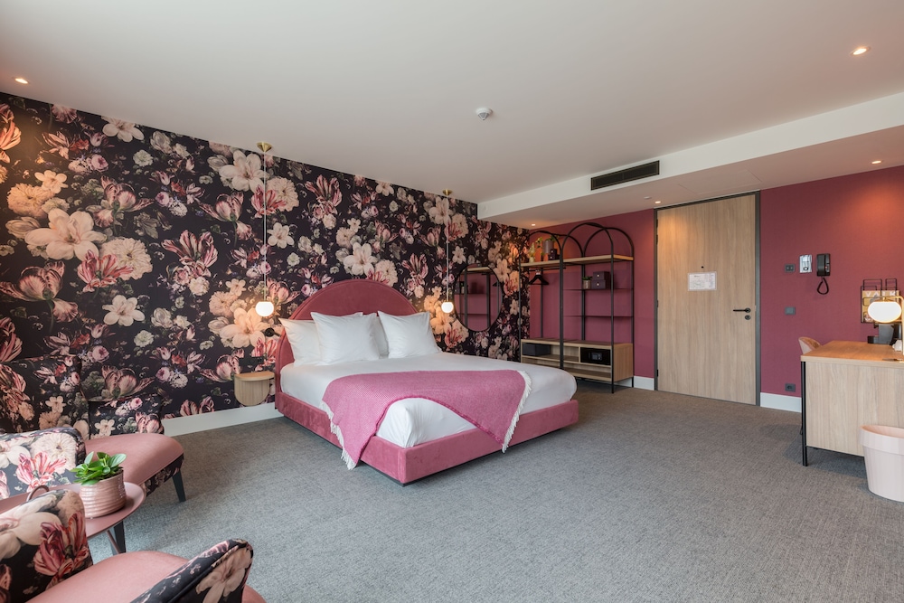 Superior Double Room (Accessible) - Photo 1