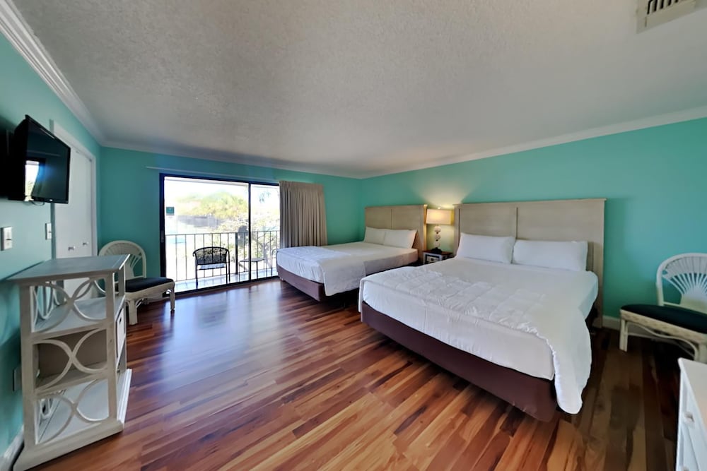 Condo, Multiple Beds, Balcony (Villa 2409 - No Pets)