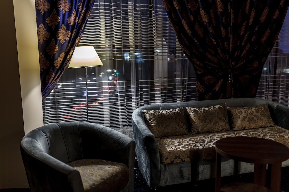 Executive Suite photo 2