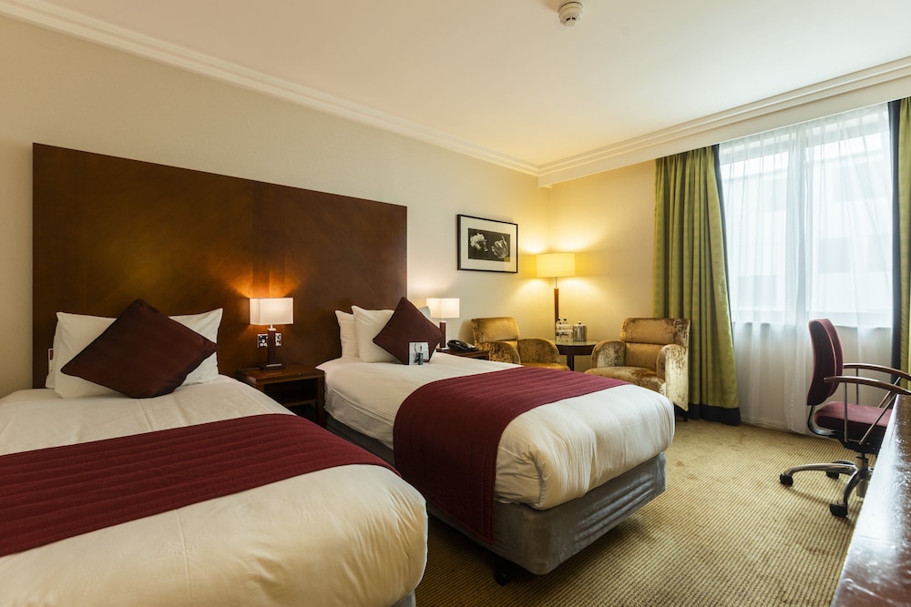Standard Room, 2 Twin Beds - Photo 3
