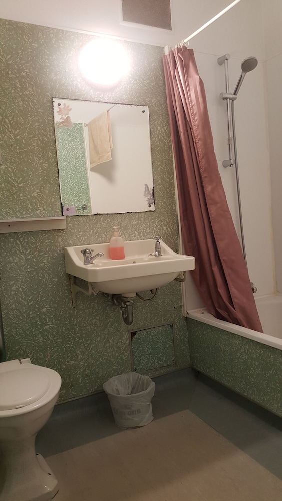 Shared Dormitory (6 Person, Female Only) photo 2
