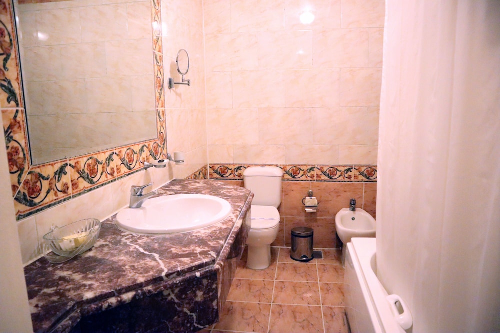 Golden Royal Suite Direct Sea View - Photo 6