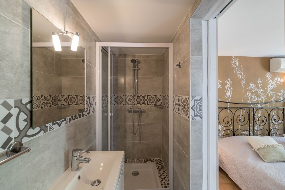 Junior Suite, Garden View - Photo 5