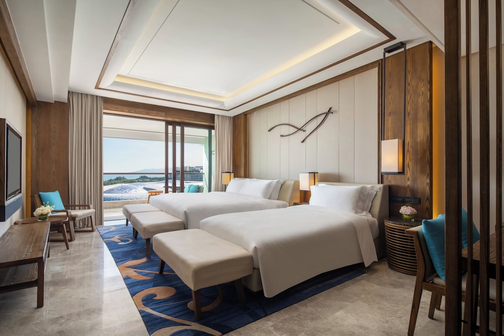 Classic Room, Multiple Beds (Up to 3 Guests)