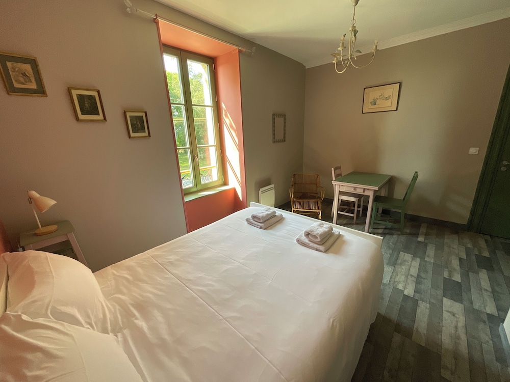 Standard Double Room photo 1