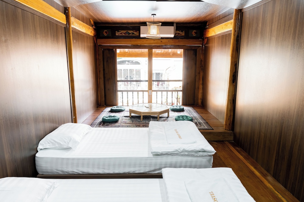Design Twin Room photo 1