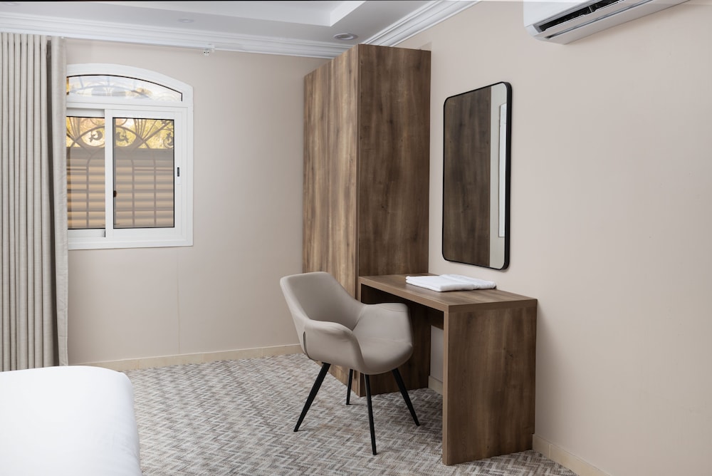 Premium Studio, 1 Bedroom photo 2
