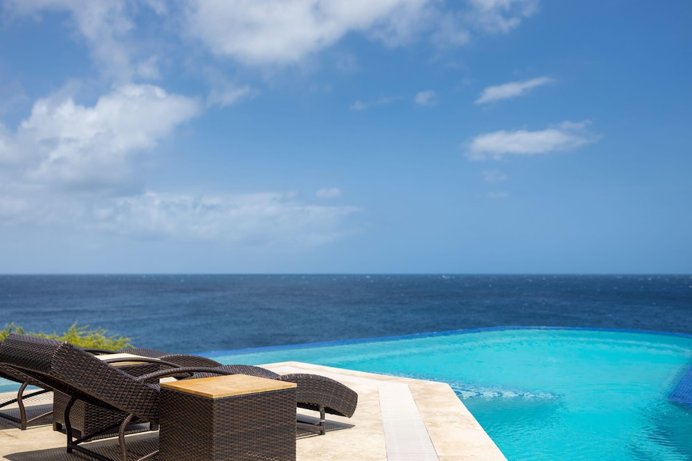 Villa photo 3