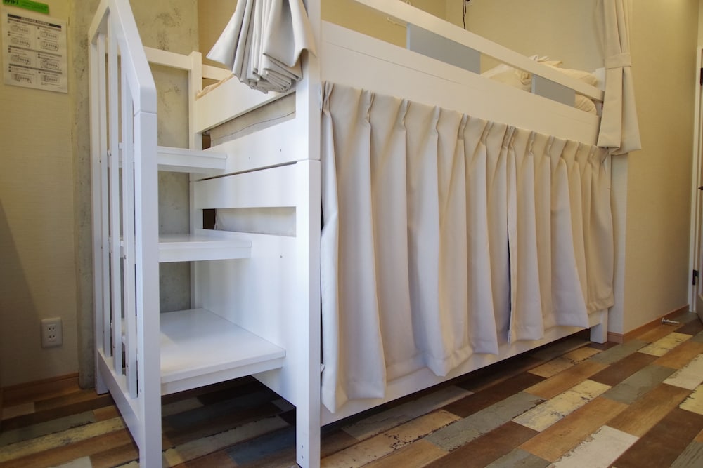 Economy Shared Dormitory, Women only photo 3