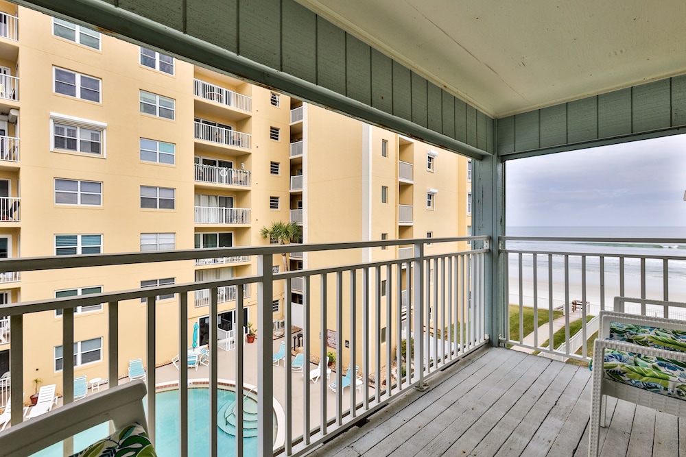 Suite, Kitchen, Oceanfront photo 1