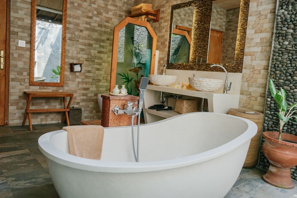 Luxury Cottage, Sea View - Photo 3
