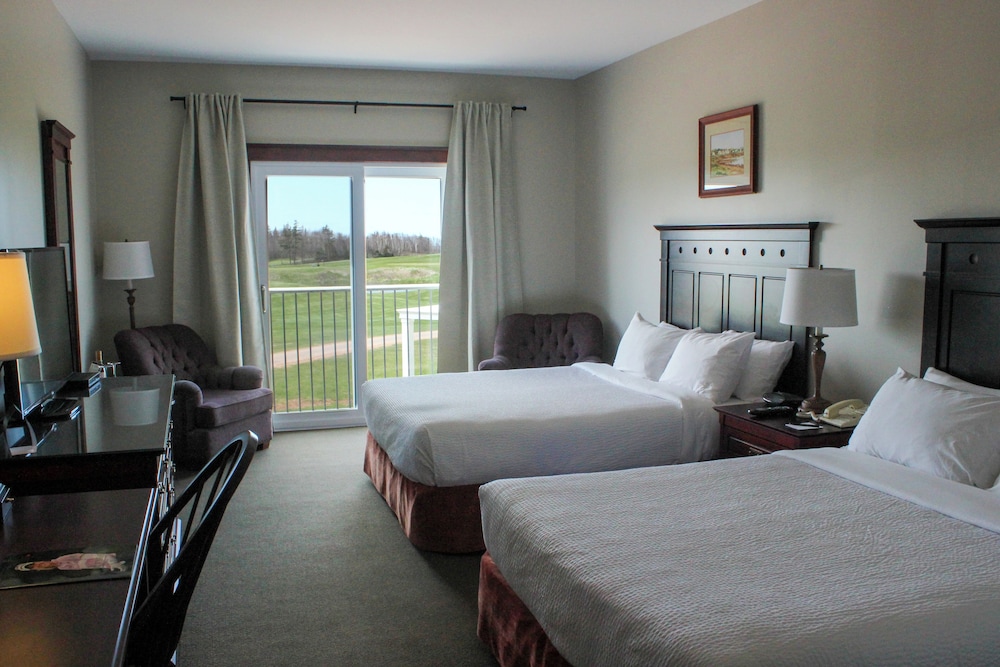 Deluxe Room, 2 Queen Beds, Golf View photo 1