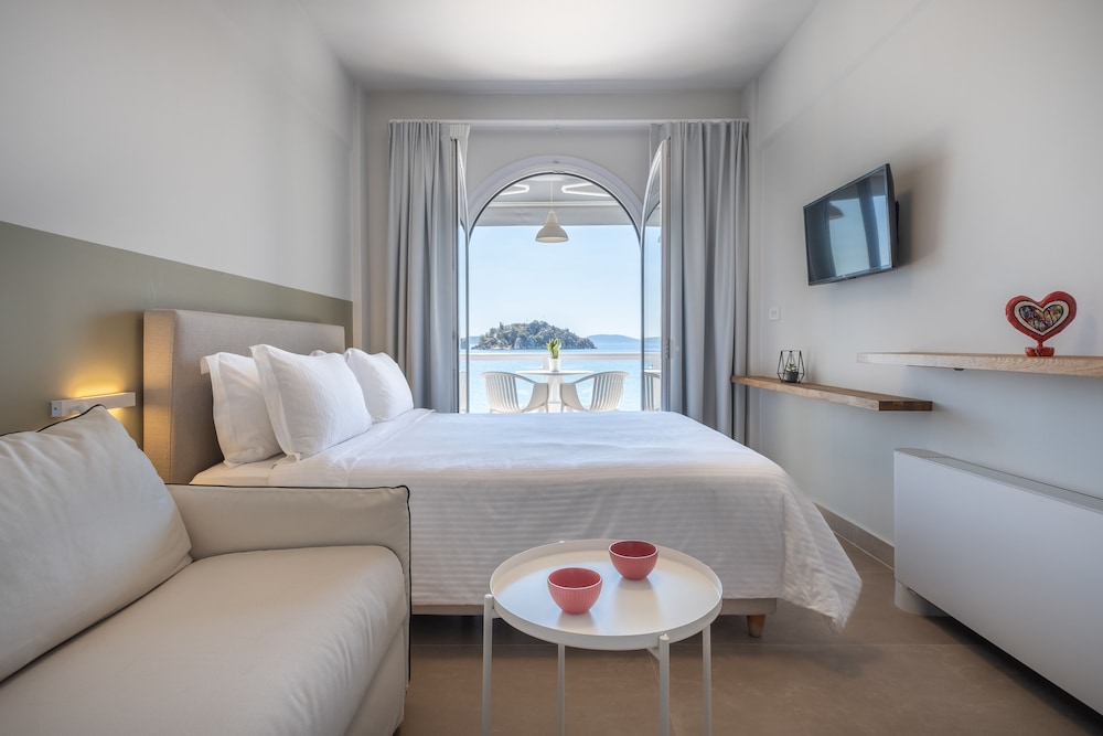 Double Room, Balcony, Sea View