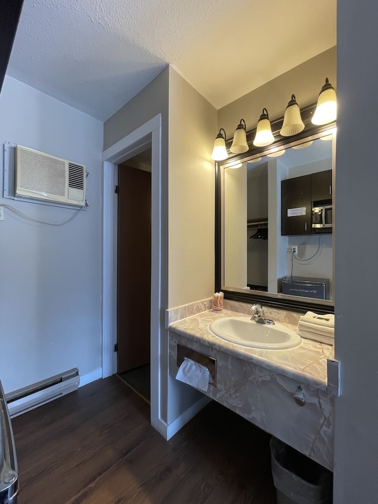 Standard Twin Room photo 2