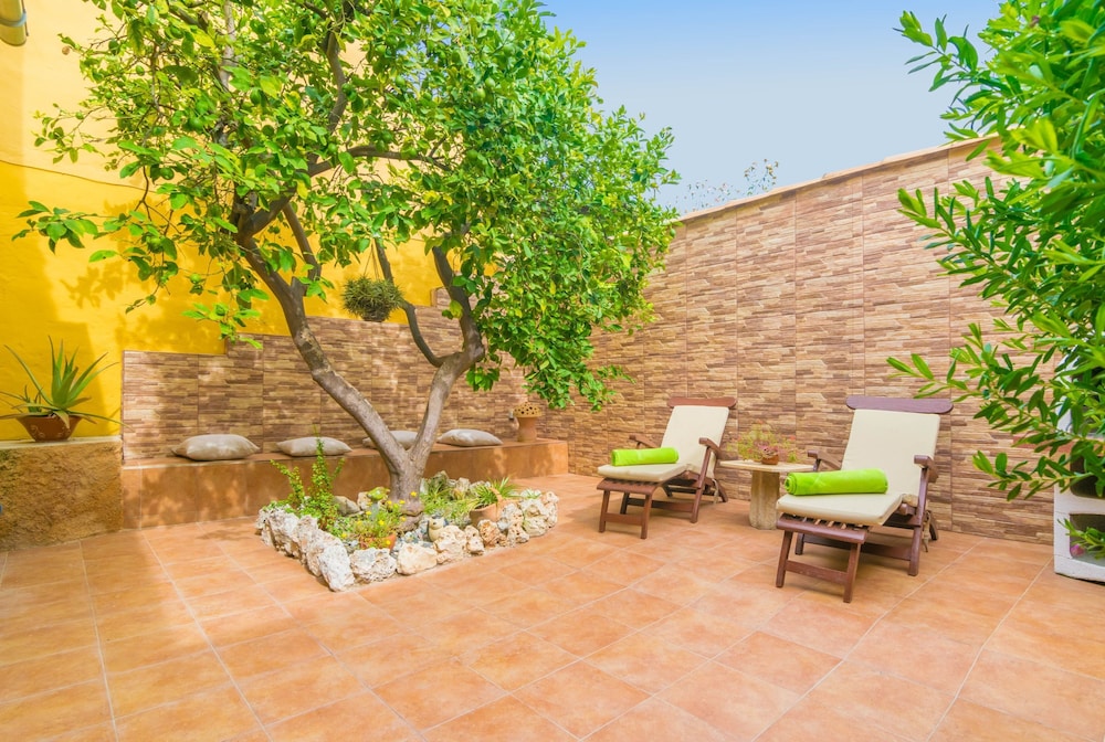 Villa photo 3