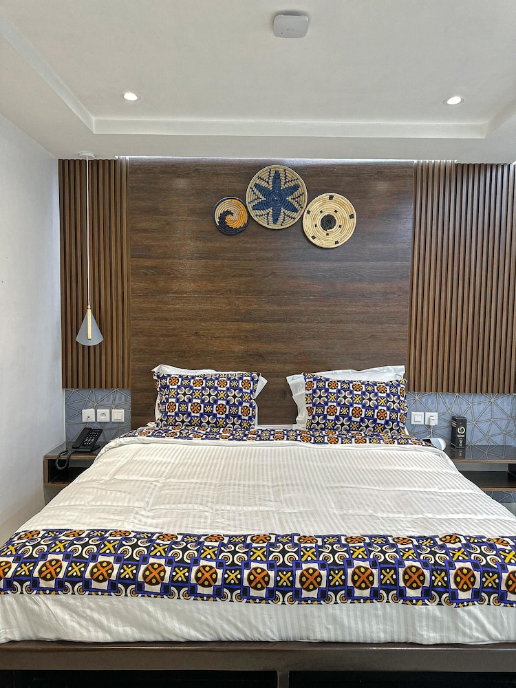 Deluxe Apartment, City View