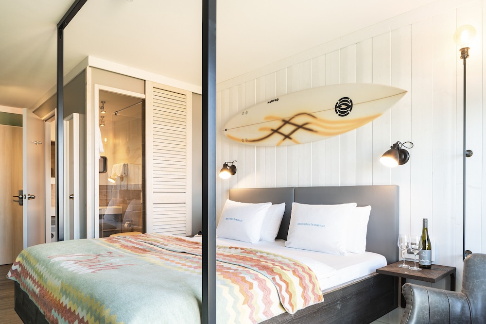 Signature Double Room, 1 Queen Bed (Beach)
