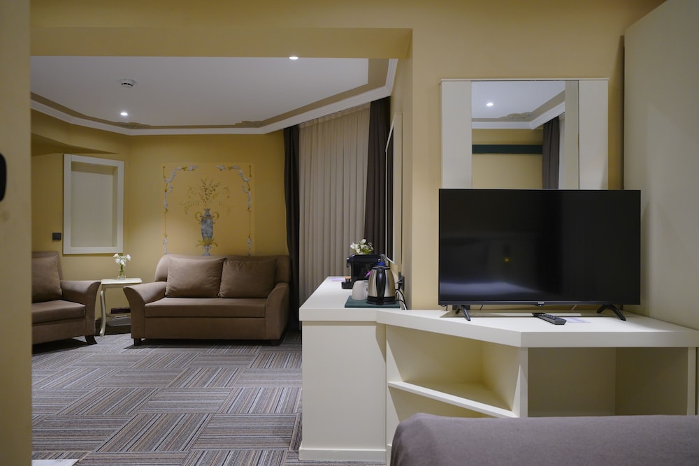 SUPERIOR ROOM, GARDEN VIEW - Photo 4