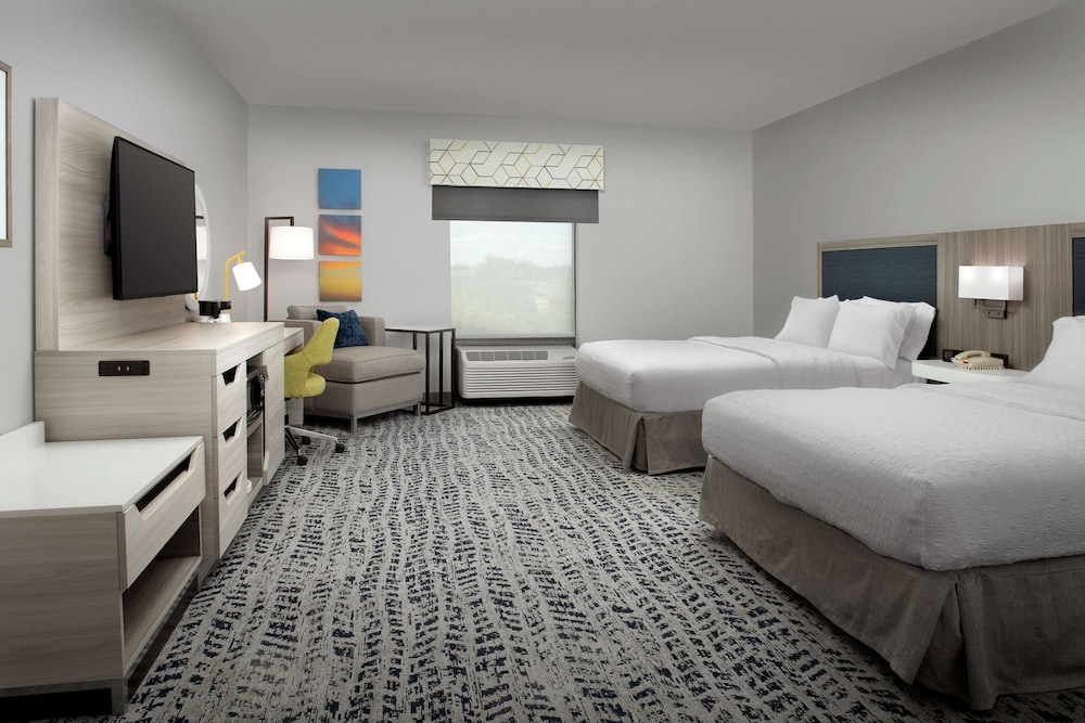 Room, 2 Queen Beds, Accessible, Non Smoking photo 3