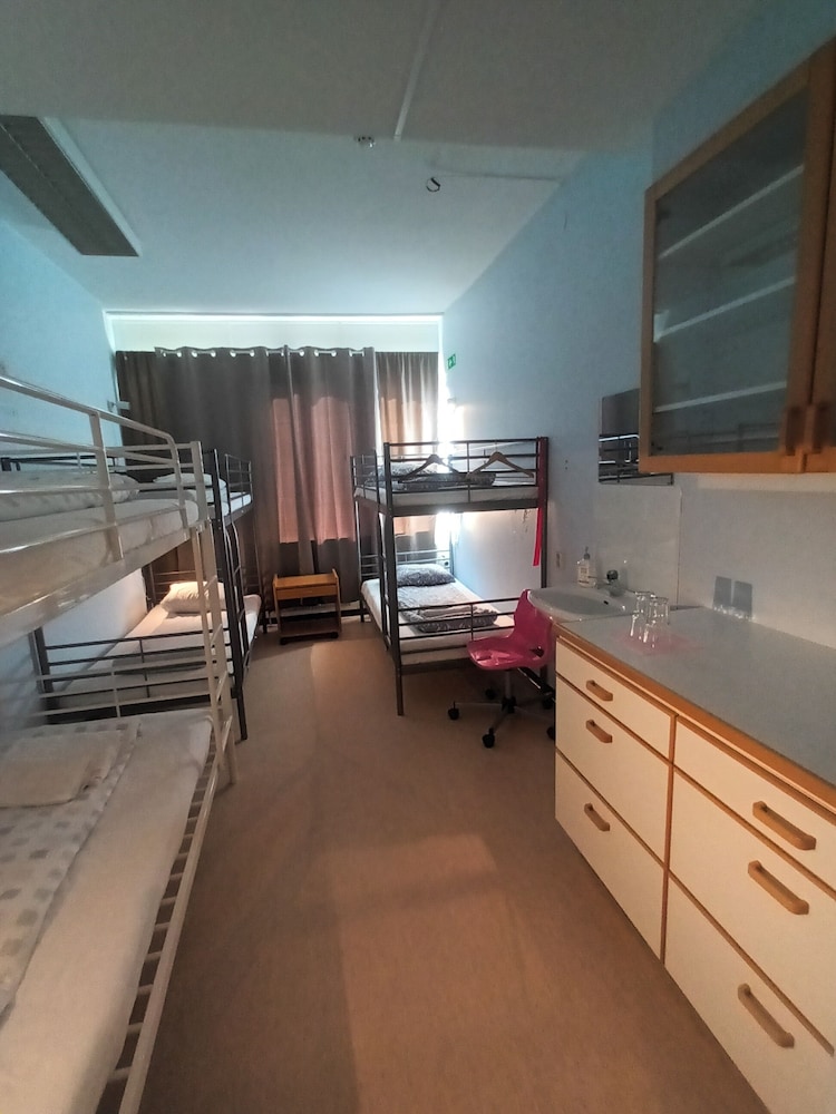 Basic Shared Dormitory, Shared Bathroom (1 of 6 beds)