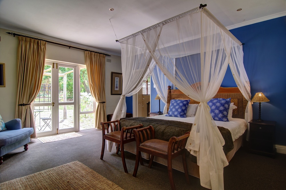 Manor House Junior Suite photo 1