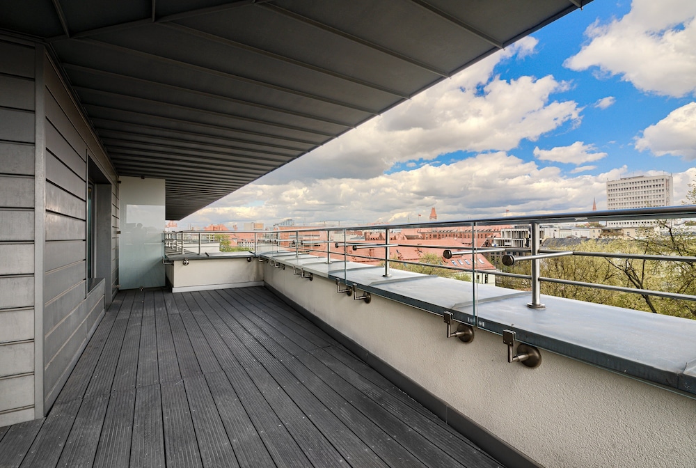 Suite, 1 King Bed, Accessible, River View (Terrace Access, Top Floor) photo 2