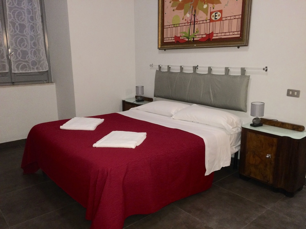 Economy Quadruple Room, Shared Bathroom