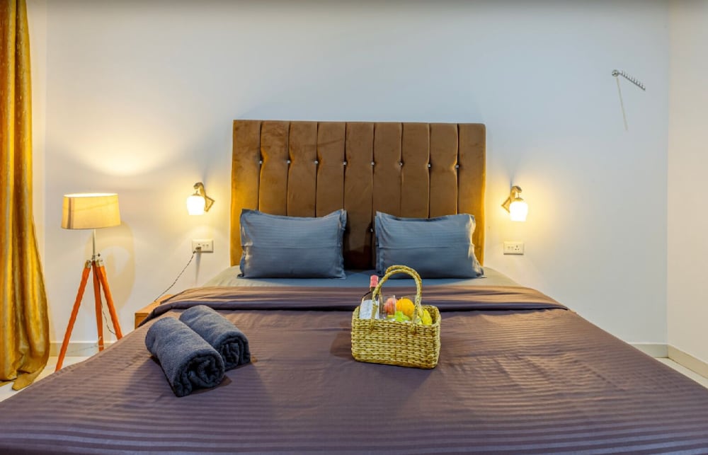 Deluxe Double Room, Balcony, Bay View photo 3