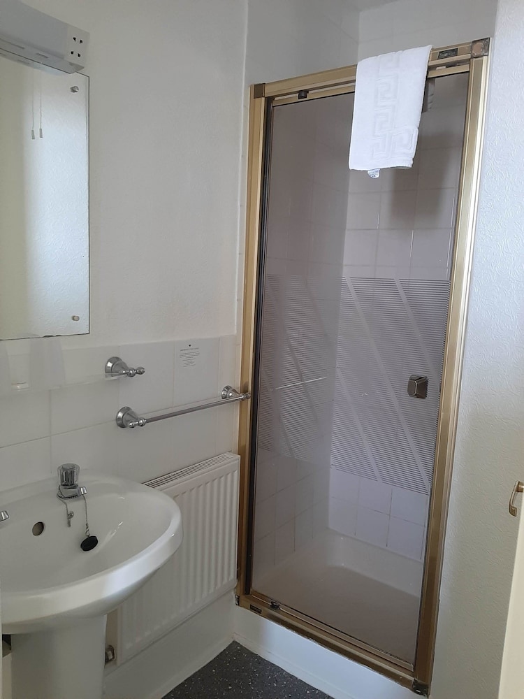 Room 4, Double, 1st Floor photo 2